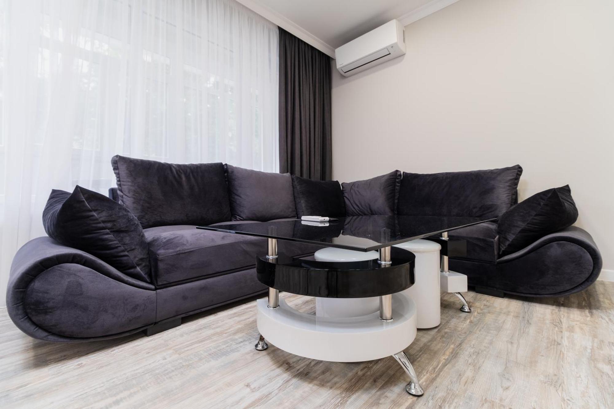 Gorgeous 2-Bedroom Apartment Plovdiv Esterno foto
