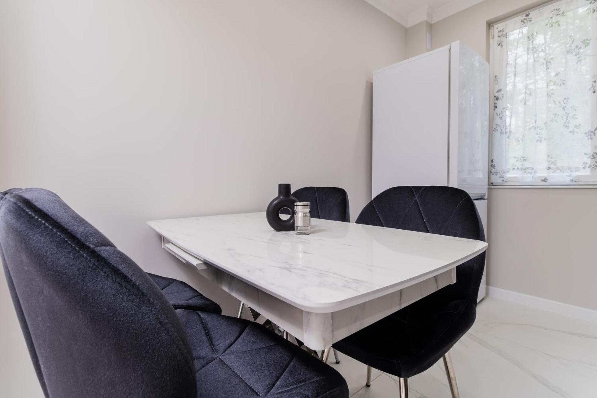 Gorgeous 2-Bedroom Apartment Plovdiv Esterno foto