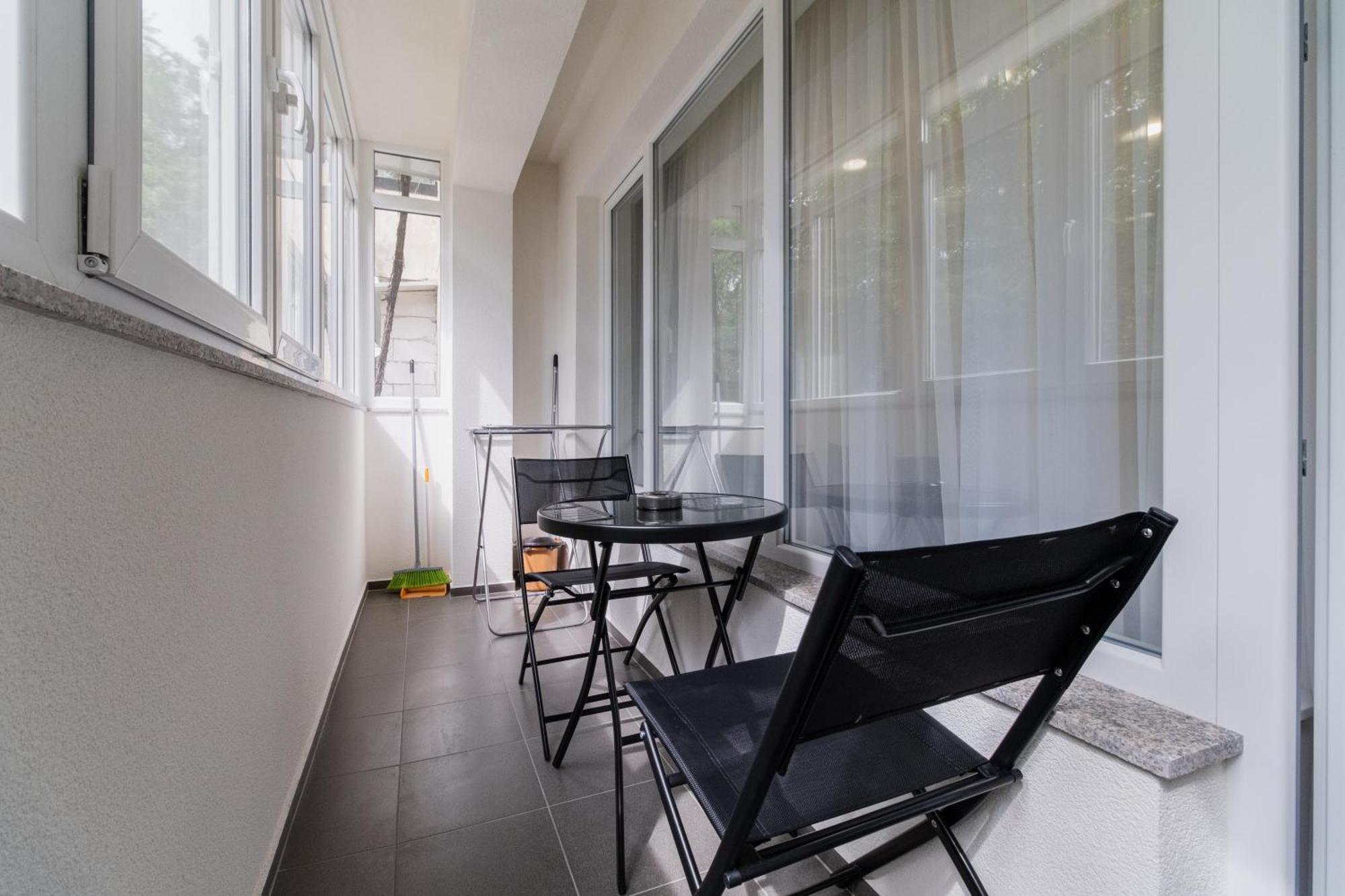 Gorgeous 2-Bedroom Apartment Plovdiv Esterno foto