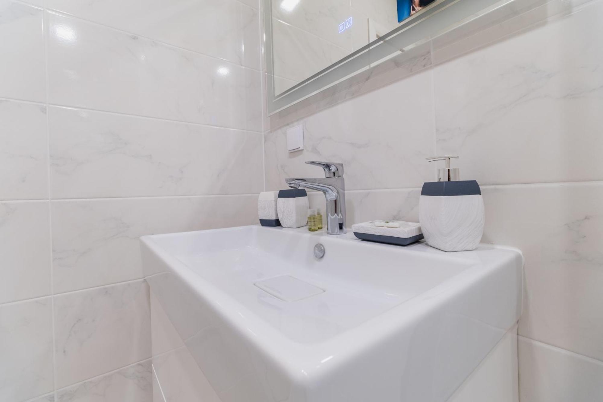 Gorgeous 2-Bedroom Apartment Plovdiv Esterno foto
